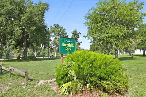 704 E River Drive Tampa FL 33617
