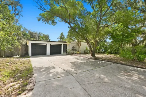 704 E River Drive Tampa FL 33617