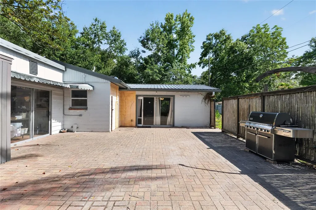 1805 NE 6th Terrace Gainesville FL 32609