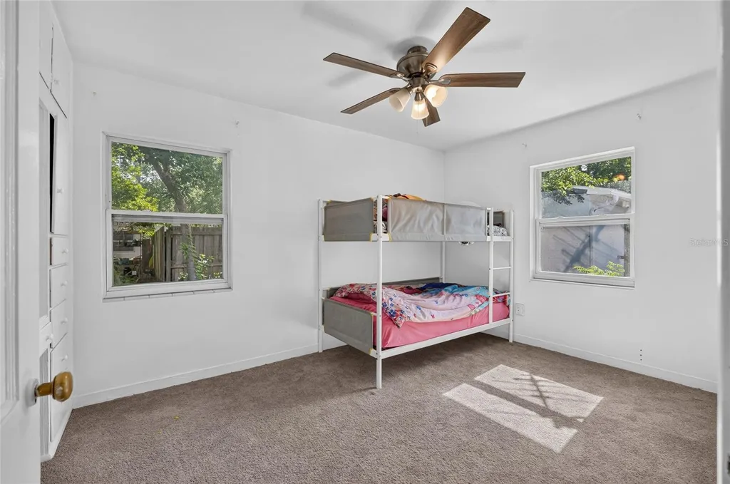 1805 NE 6th Terrace Gainesville FL 32609