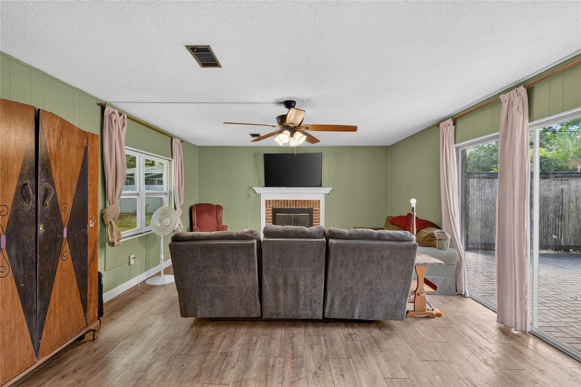 1805 NE 6th Terrace Gainesville FL 32609
