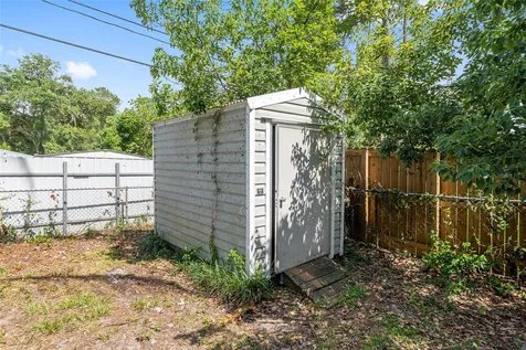 1805 NE 6th Terrace Gainesville FL 32609