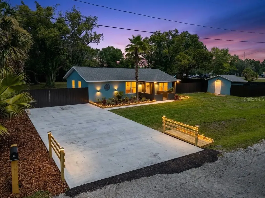 21149 Little Lake Thomas Road Land O Lakes FL 34638