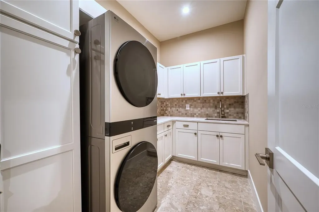 4584 Cedron Court Sarasota FL 34240