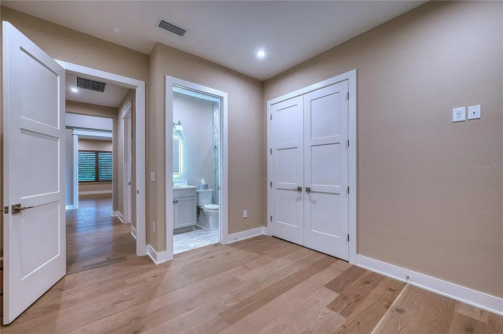 4584 Cedron Court Sarasota FL 34240