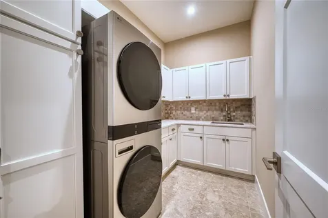 4584 Cedron Court Sarasota FL 34240