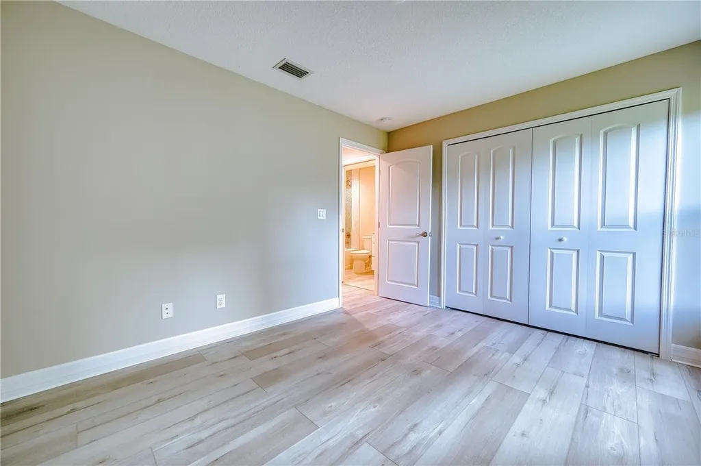 1183 Cedar Avenue Englewood FL 34223