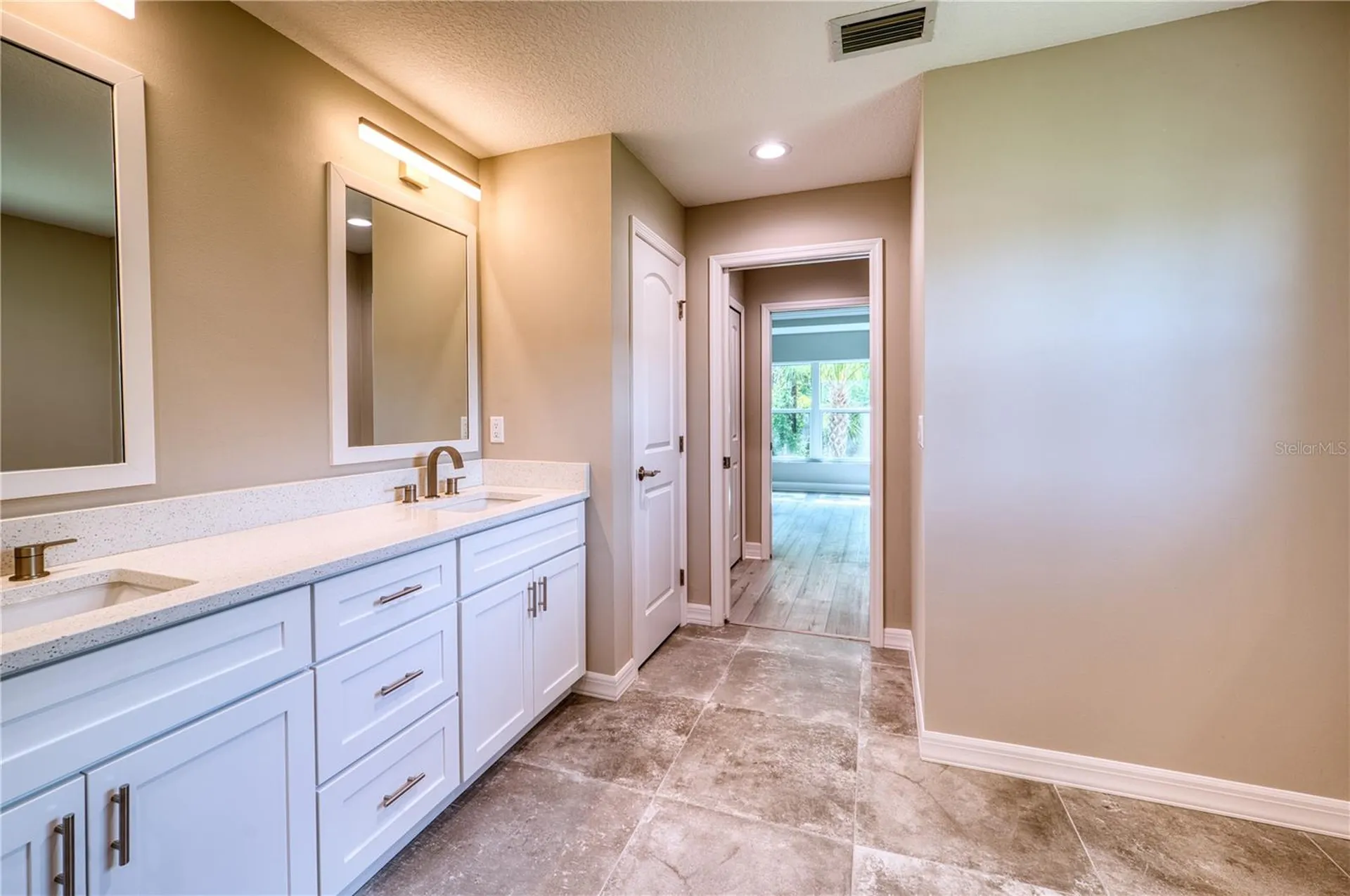 1183 Cedar Avenue Englewood FL 34223