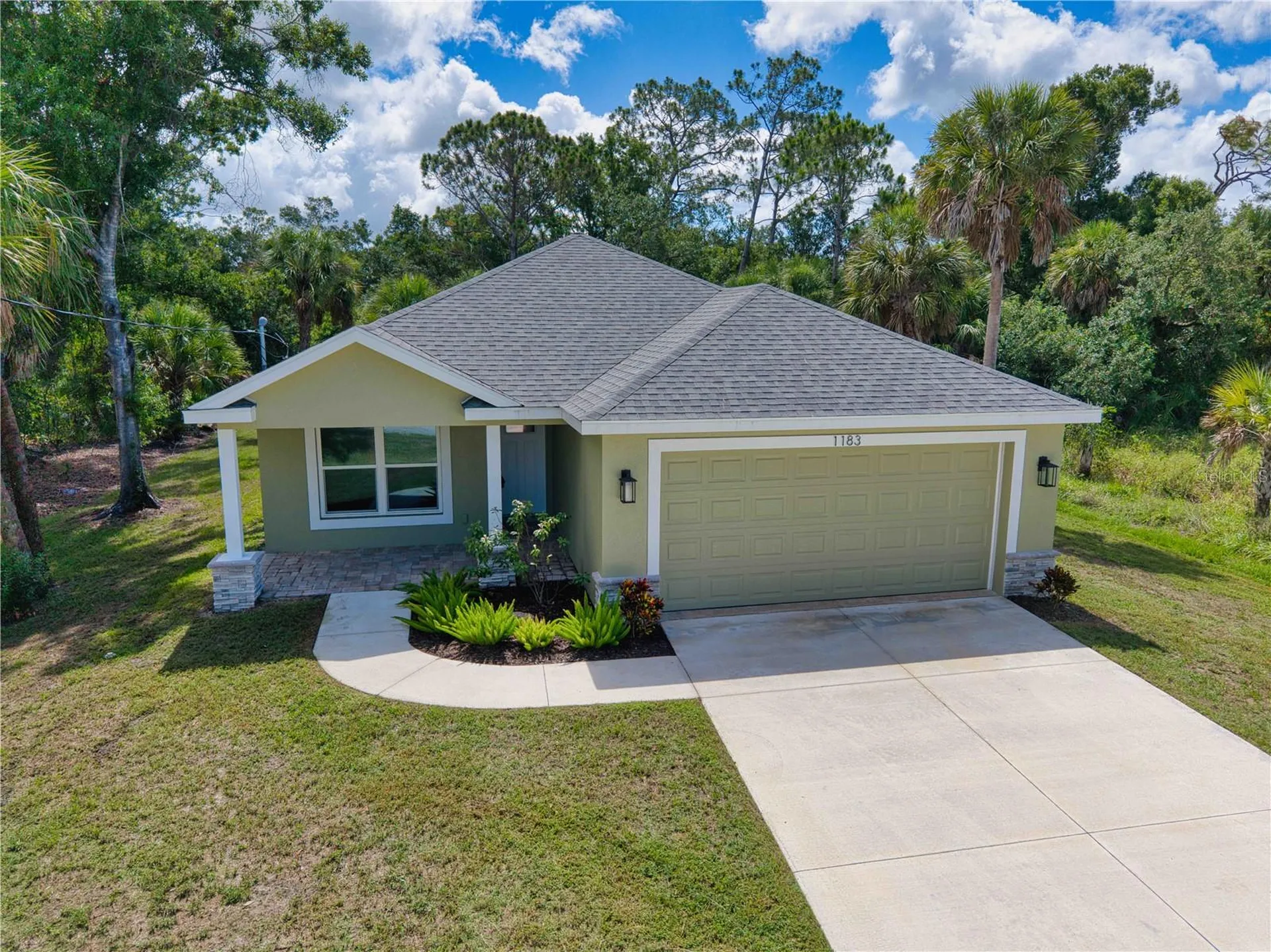 1183 Cedar Avenue Englewood FL 34223