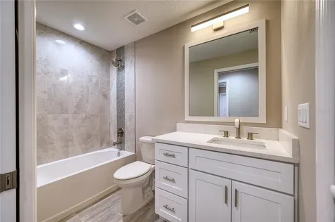 1183 Cedar Avenue Englewood FL 34223