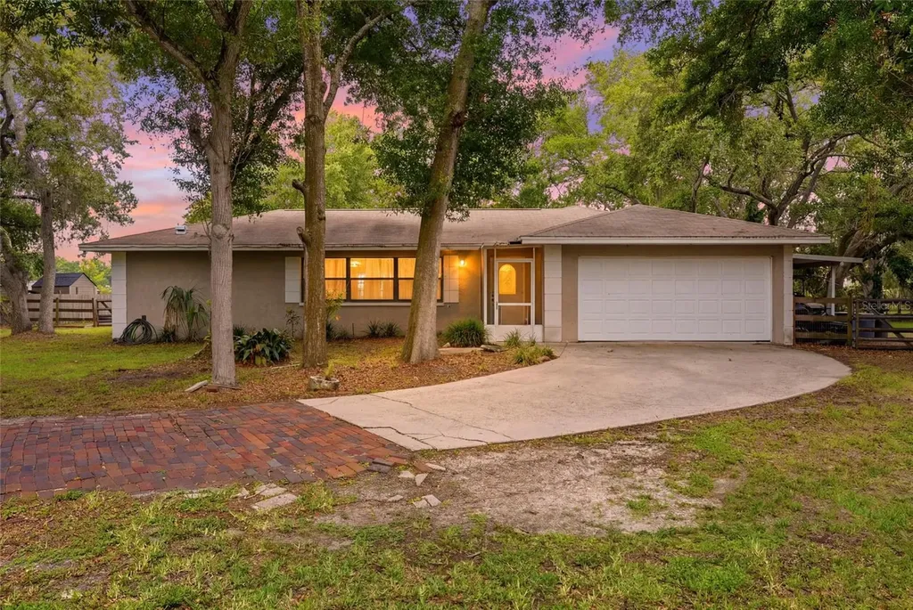 6300 86th Avenue N Pinellas Park FL 33782