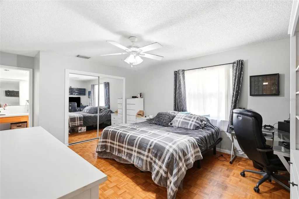 6300 86th Avenue N Pinellas Park FL 33782