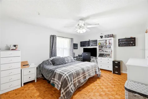 6300 86th Avenue N Pinellas Park FL 33782
