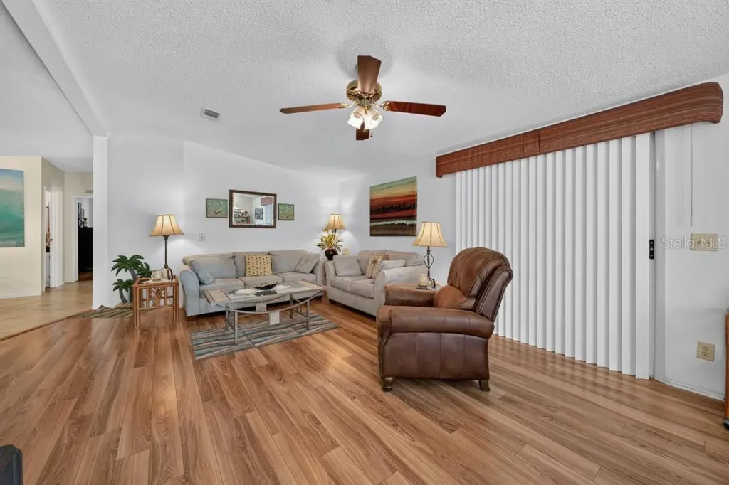 1226 Pompano Lane Lady Lake FL 32159