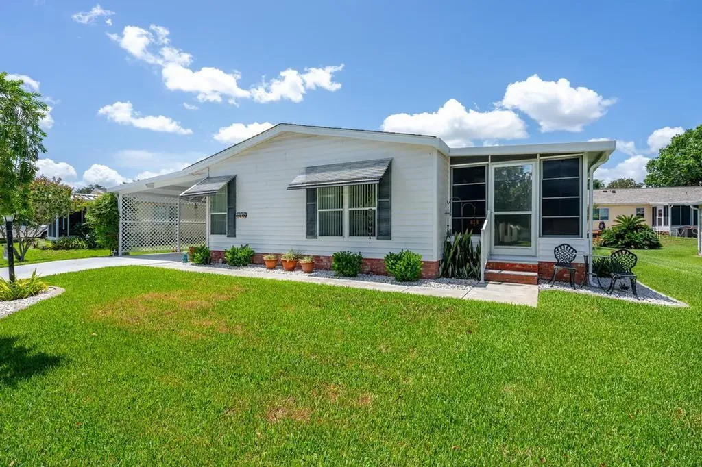 1226 Pompano Lane Lady Lake FL 32159
