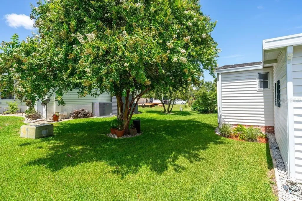 1226 Pompano Lane Lady Lake FL 32159