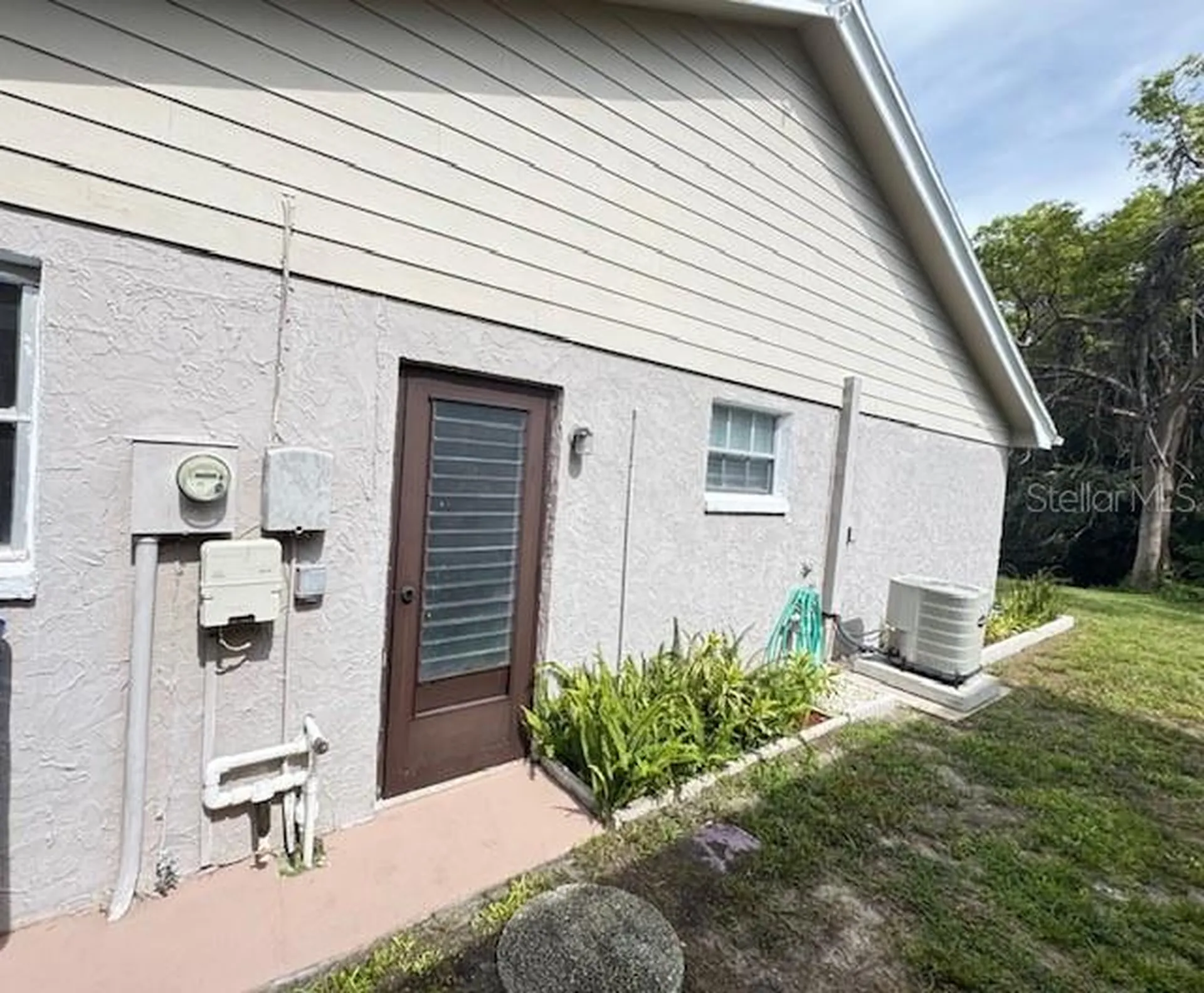 3438 Moog Road Holiday FL 34691