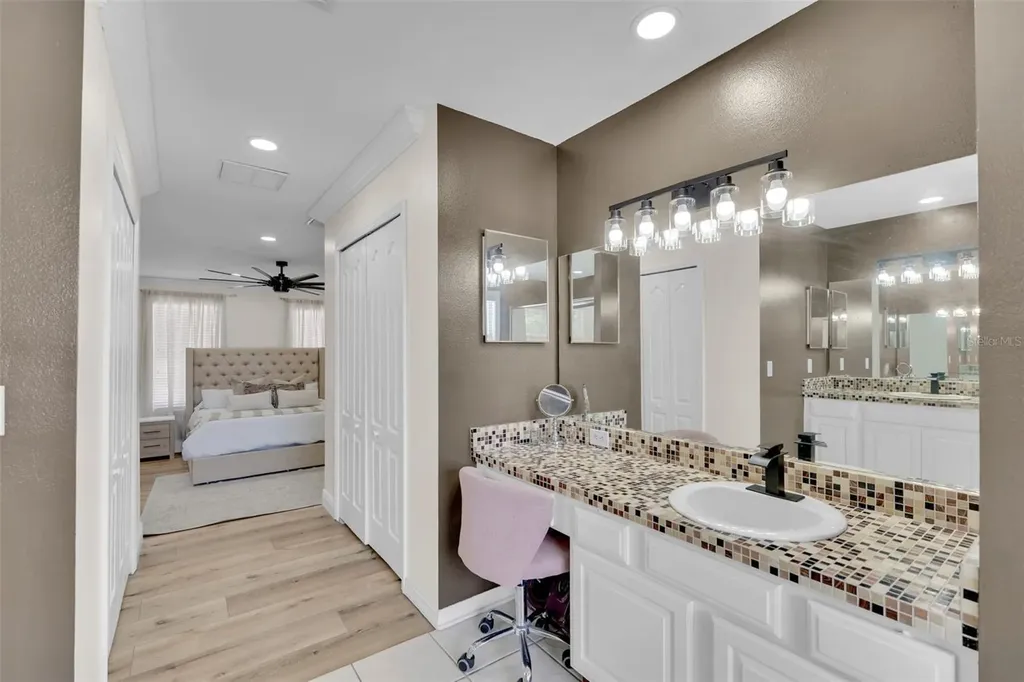1250 Loretto Circle Odessa FL 33556