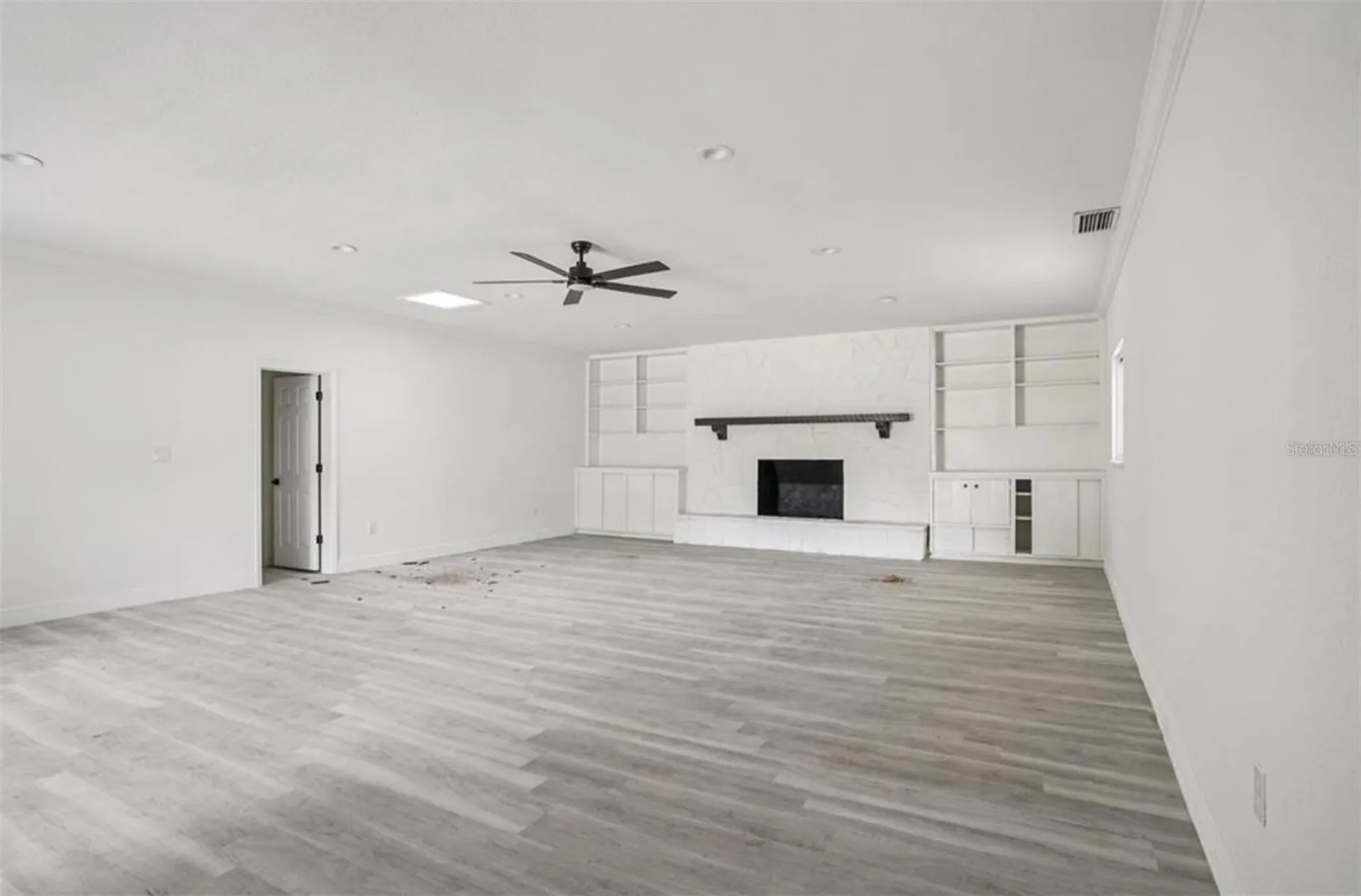 41333 State Road 19 Umatilla FL 32784