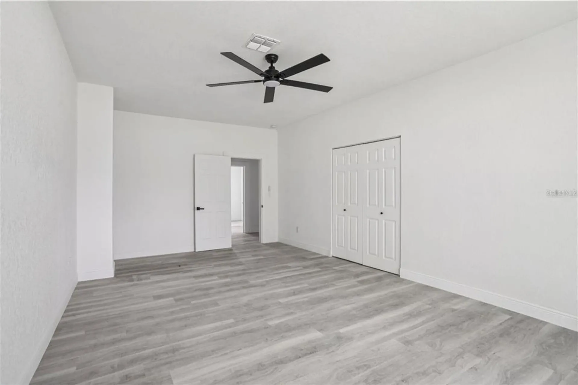 41333 State Road 19 Umatilla FL 32784