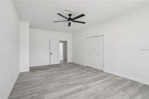 41333 State Road 19 Umatilla FL 32784