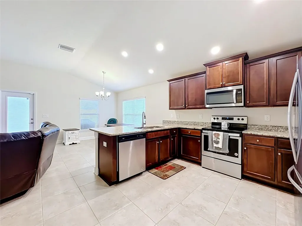14450 Haddon Mist Drive Wimauma FL 33598