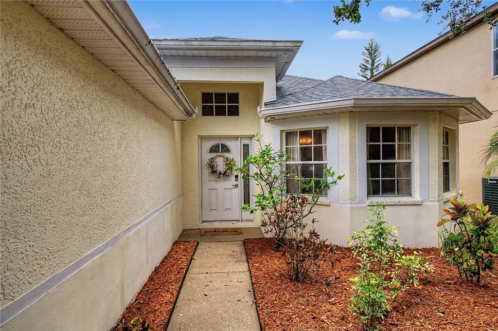 4756 Whispering Wind Avenue Tampa FL 33614