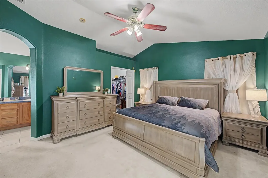 4756 Whispering Wind Avenue Tampa FL 33614