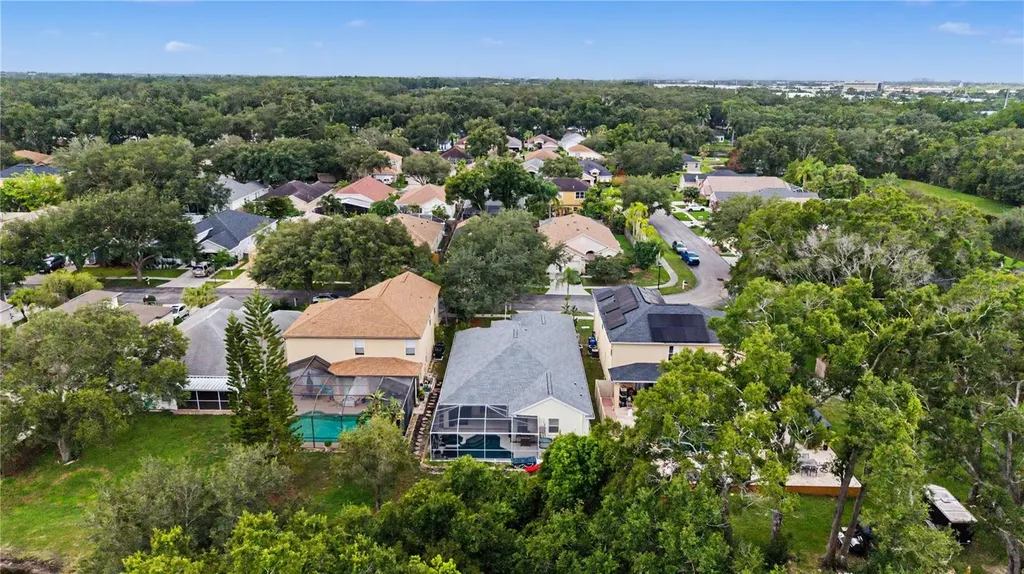 4756 Whispering Wind Avenue Tampa FL 33614