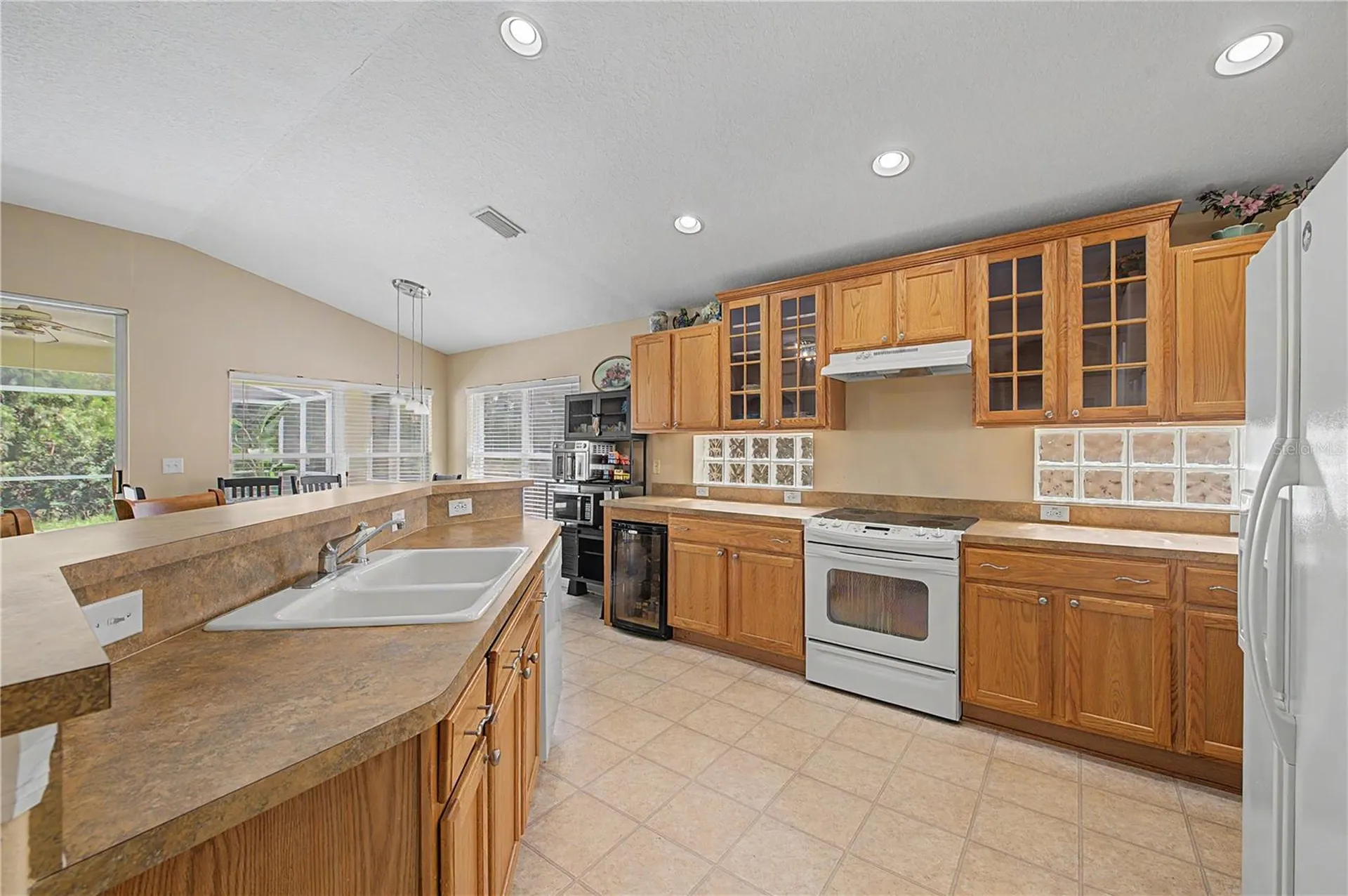 4756 Whispering Wind Avenue Tampa FL 33614