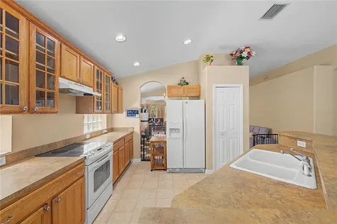4756 Whispering Wind Avenue Tampa FL 33614