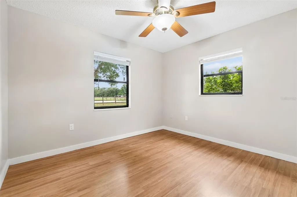 336 Corbett Road Lithia FL 33547