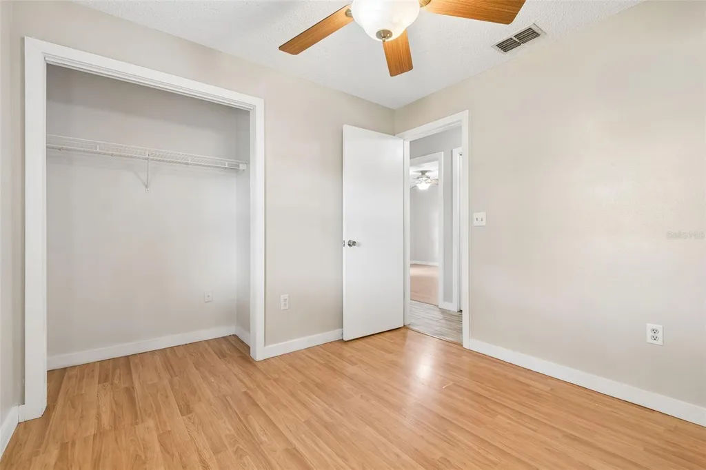 336 Corbett Road Lithia FL 33547