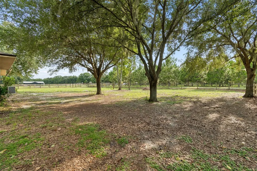 336 Corbett Road Lithia FL 33547