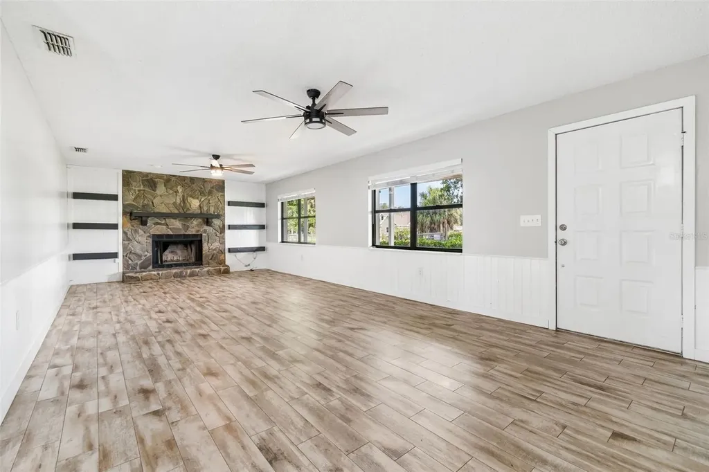 336 Corbett Road Lithia FL 33547