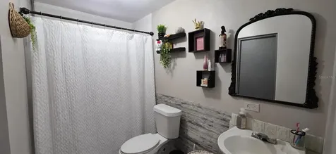 Calle 10 Int. Parcelas Vanscoy Bayamon PR 00957