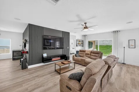 594 Bellingham Way Minneola FL 34715