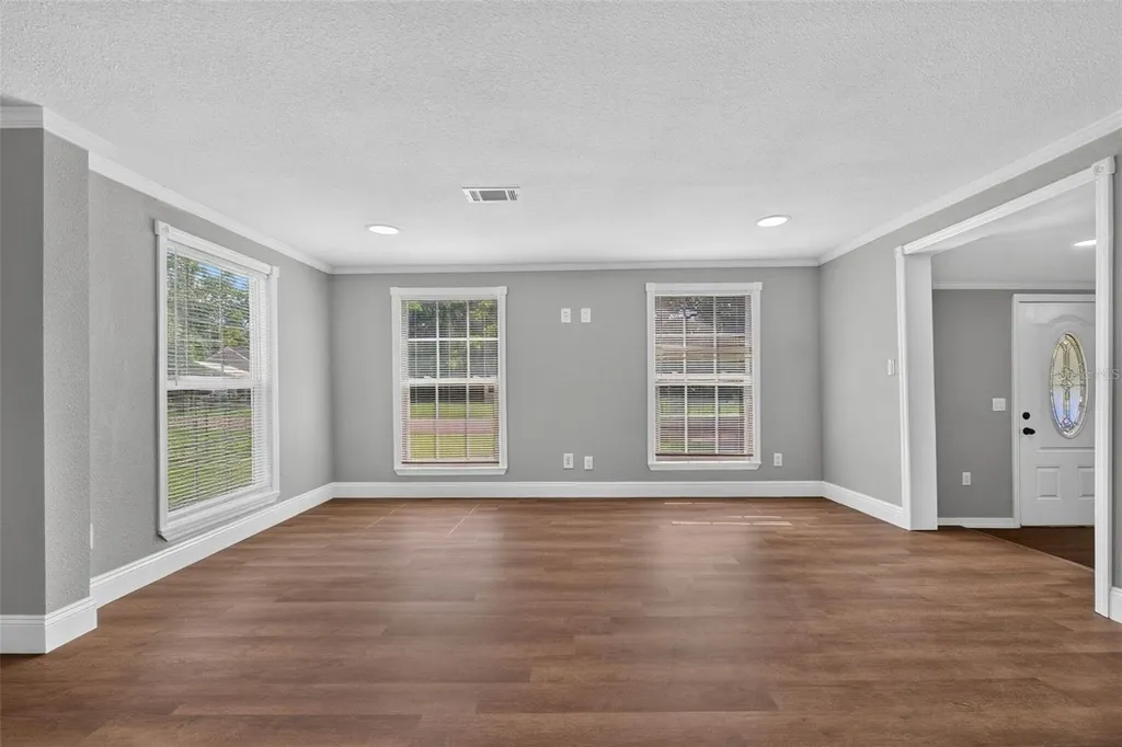 925 Adrian Court Lakeland FL 33801