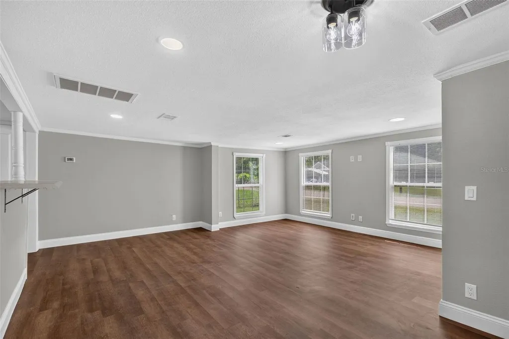 925 Adrian Court Lakeland FL 33801
