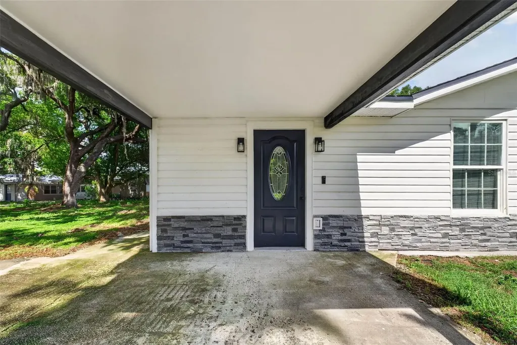 925 Adrian Court Lakeland FL 33801