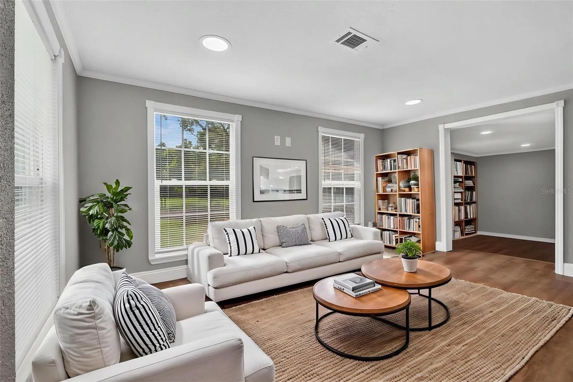 925 Adrian Court Lakeland FL 33801