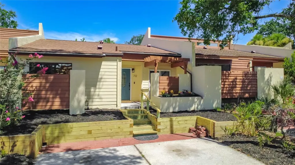 712 Teal Lane Altamonte Springs FL 32701