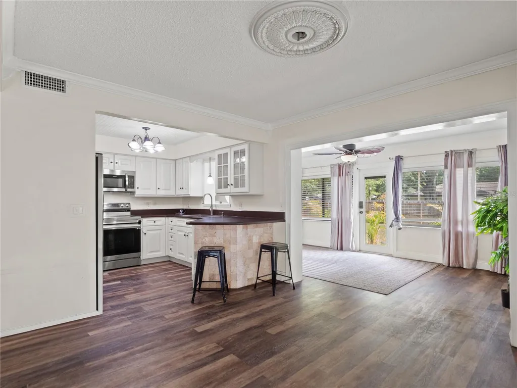 1829 Crownwood Drive Orlando FL 32810