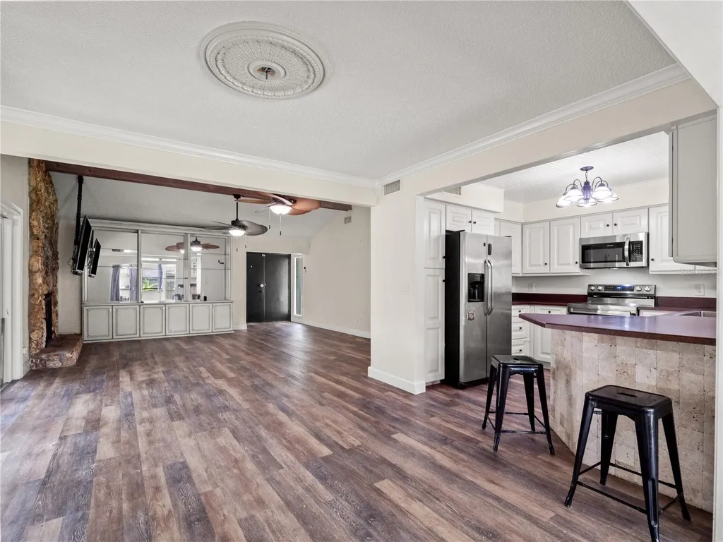 1829 Crownwood Drive Orlando FL 32810
