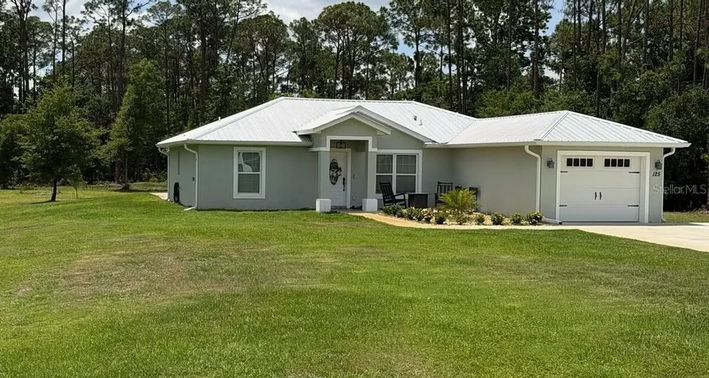 130 Hallmark Avenue Lake Placid FL 33852