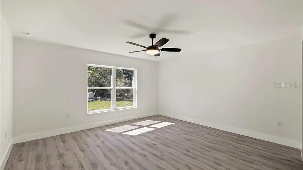 130 Hallmark Avenue Lake Placid FL 33852