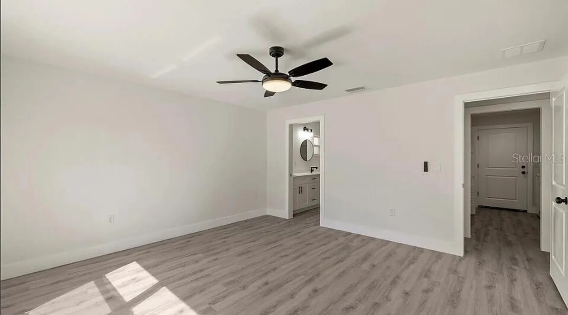 130 Hallmark Avenue Lake Placid FL 33852