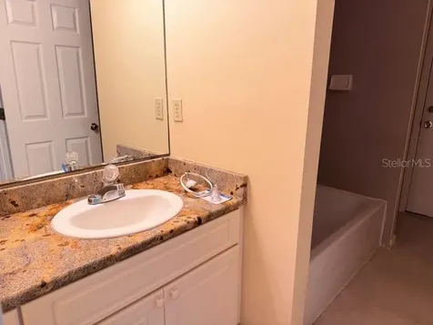12721 N Ola Avenue Tampa FL 33612