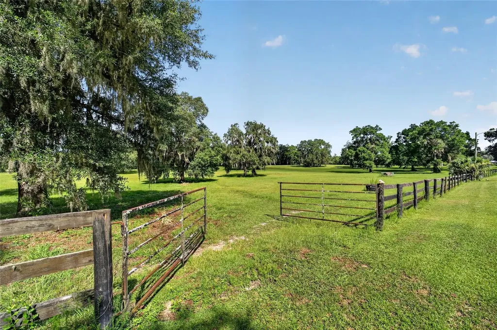 11105 W Highway 326 Ocala FL 34482