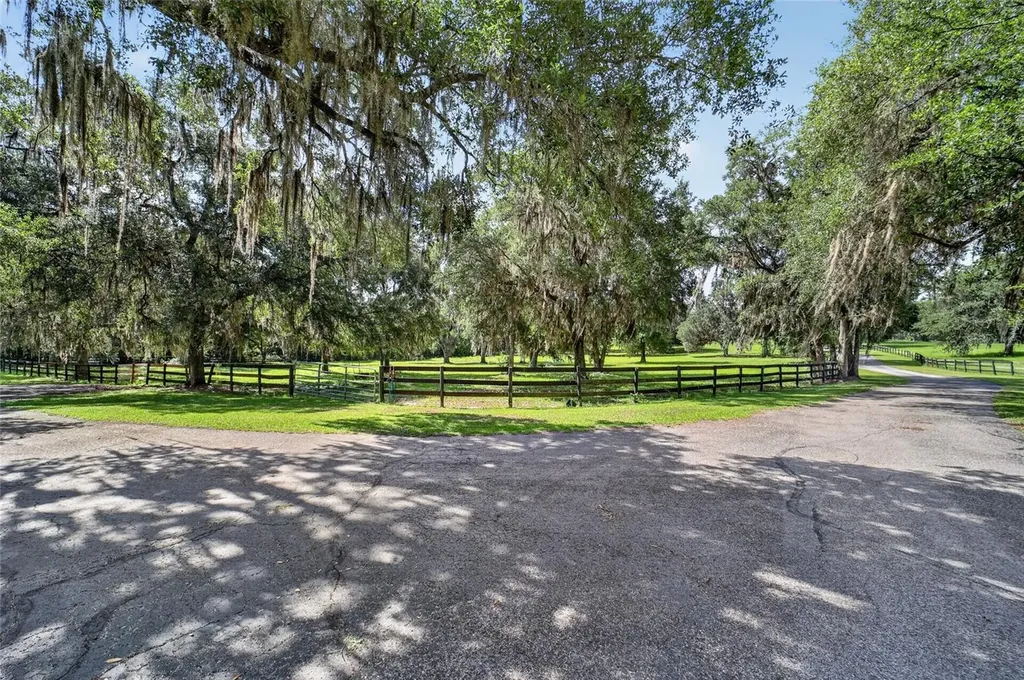 11105 W Highway 326 Ocala FL 34482